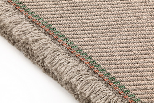 подушка diagonal almond-ivory от gan в Москве